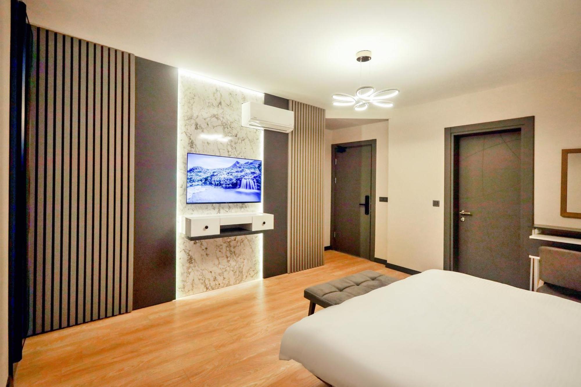 1314 Suite Hotel Istanbul Arnavutkoy Bagian luar foto